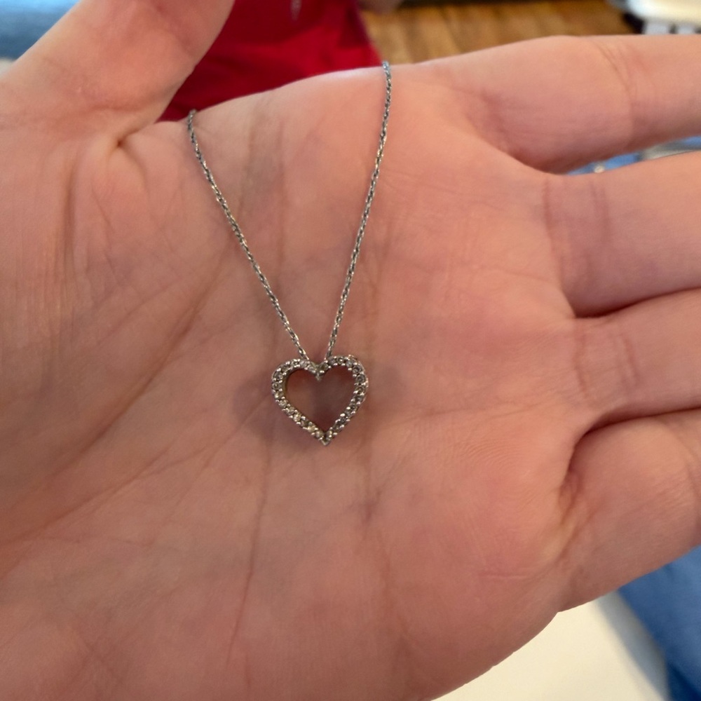 Silver Heart Pendant Necklace